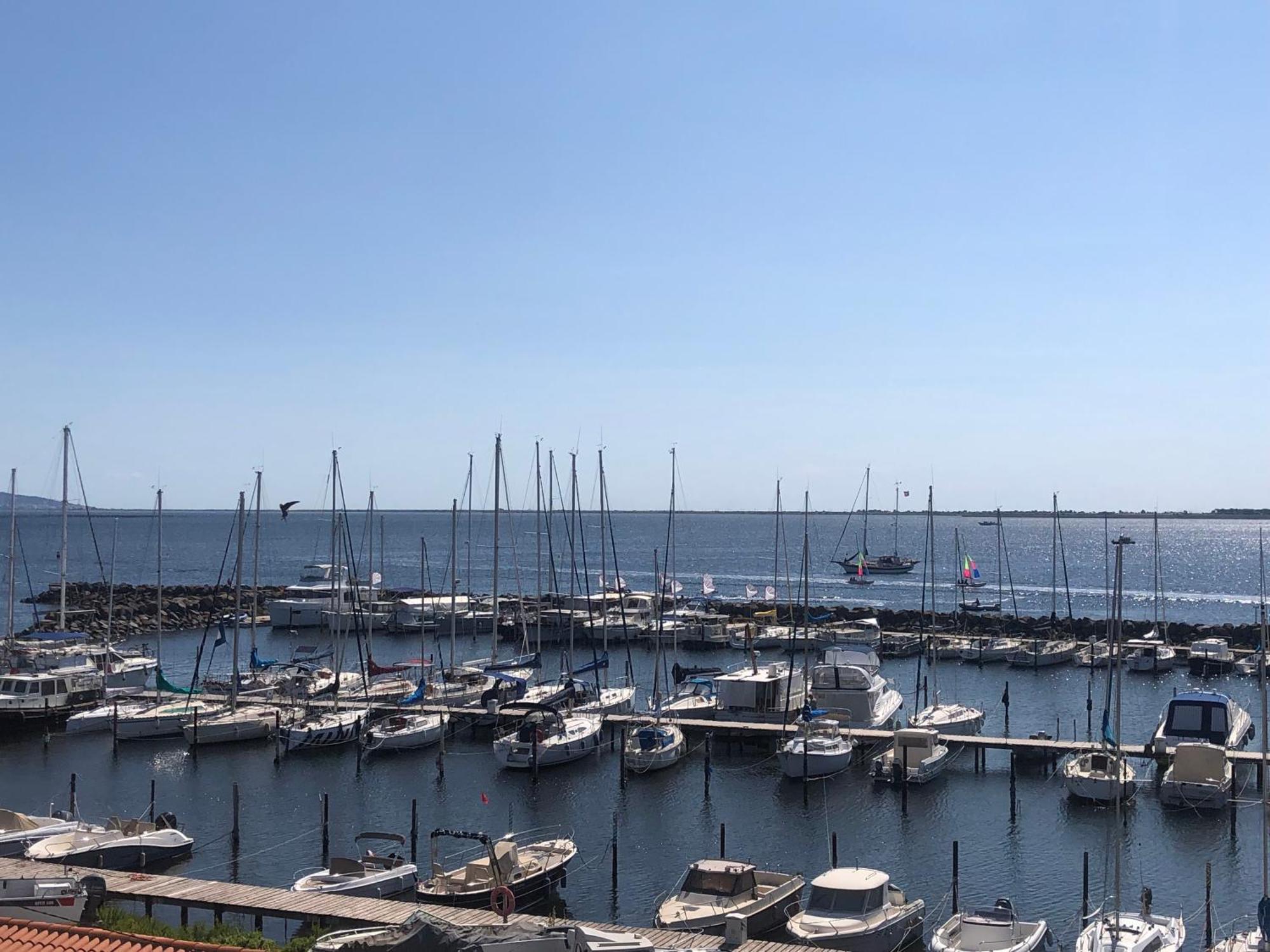 Appartamento Un Endroit De Reve Marseillan  Esterno foto